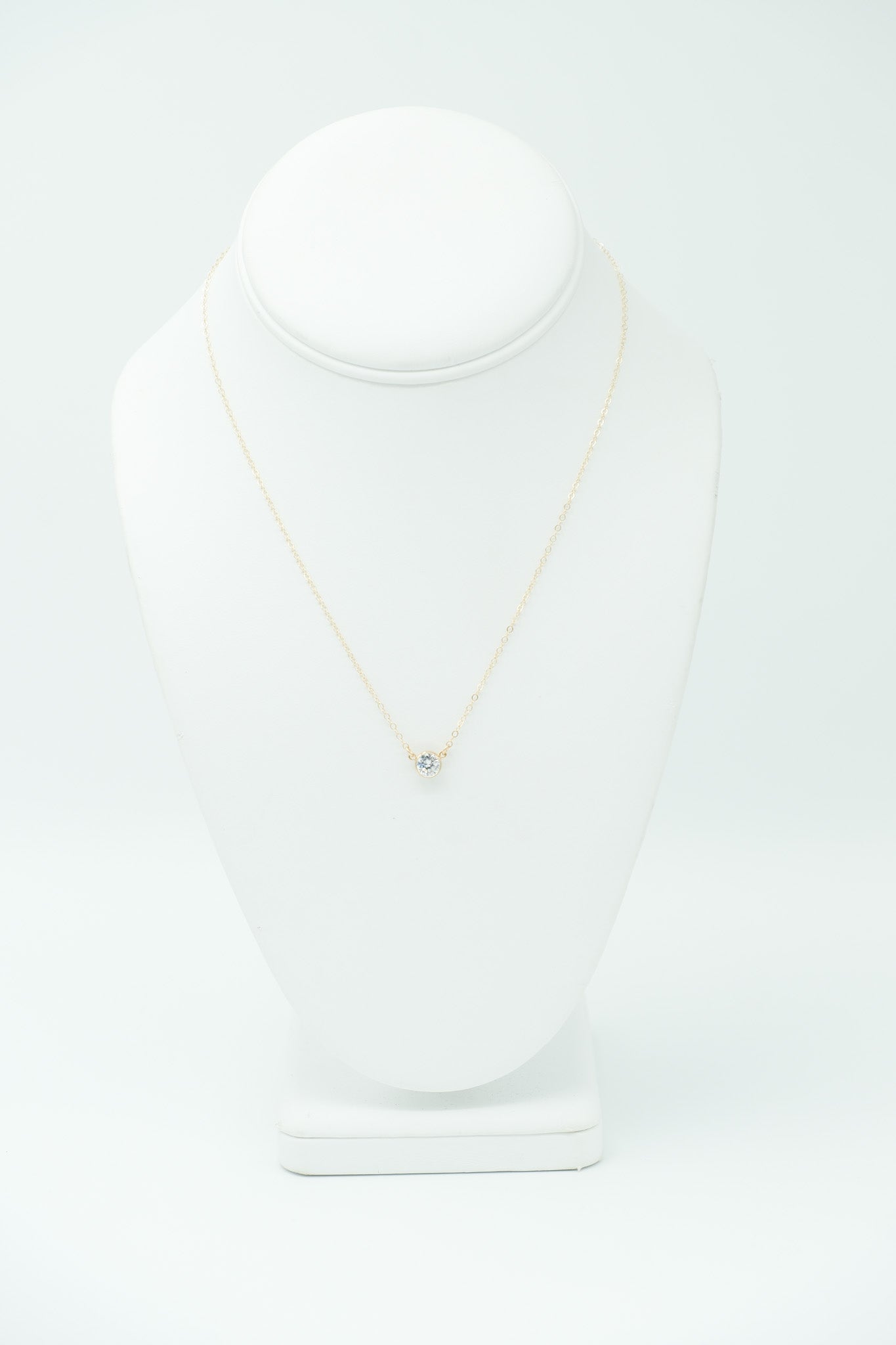 Sollie Pendent Necklace