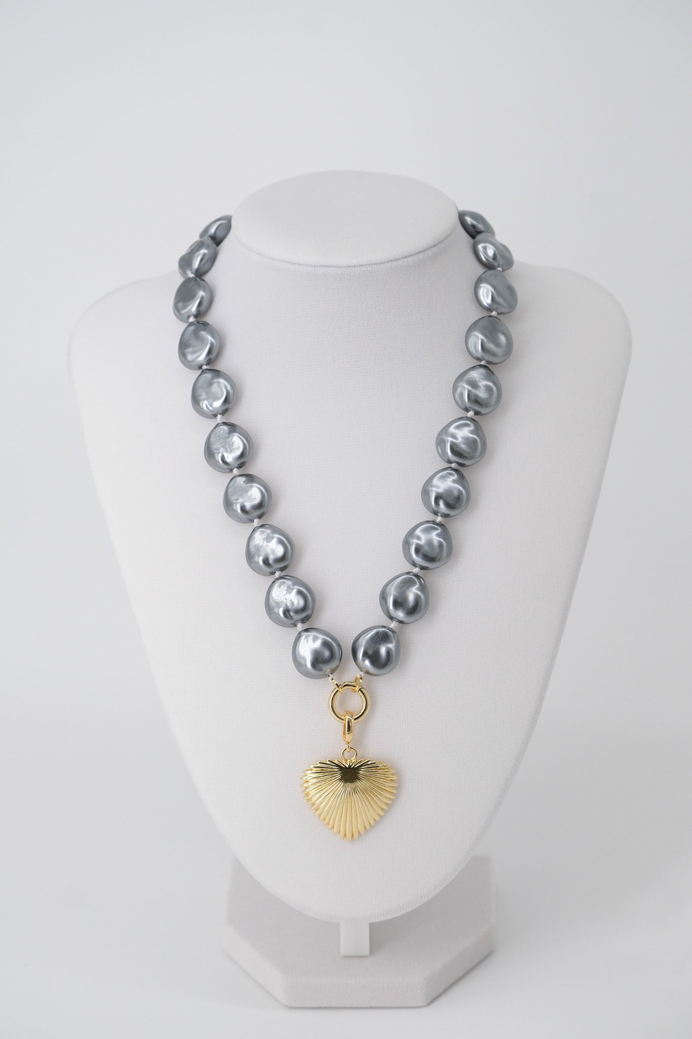 Vera Necklace