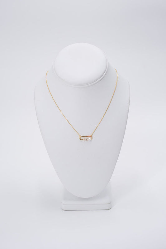 Pearly Clip Necklace