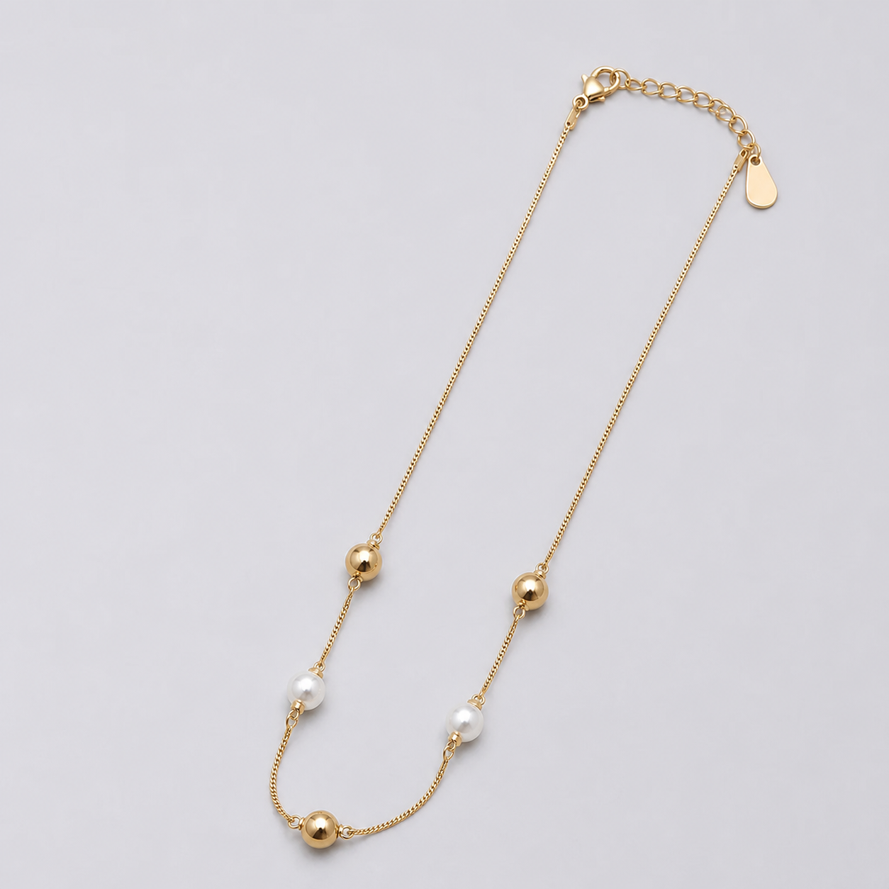 Lua Necklace